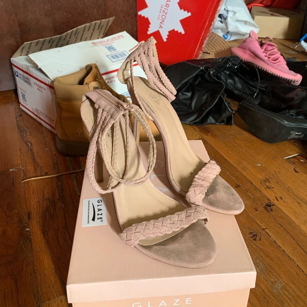 Light millennial pink suede heels